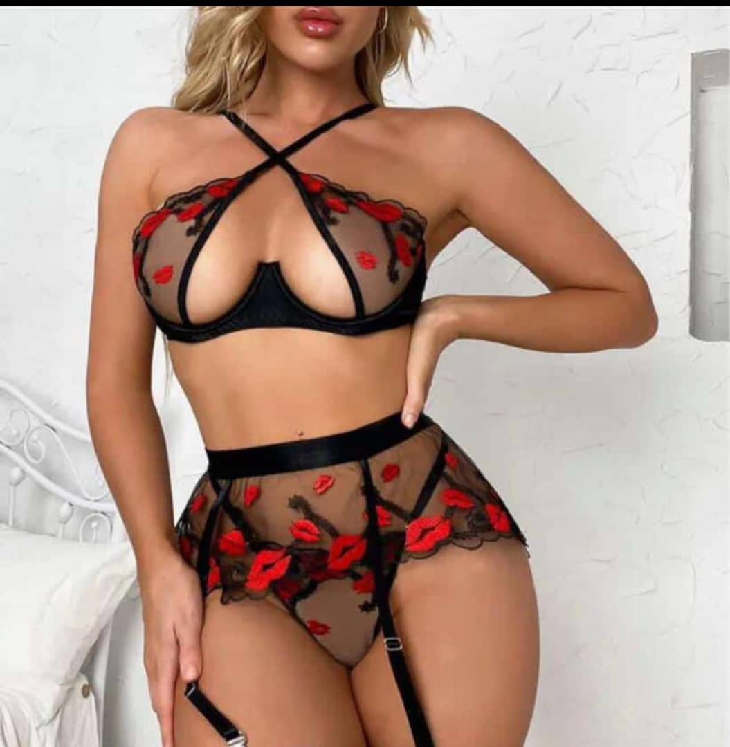 CRIMSON ROYALE LINGERIE