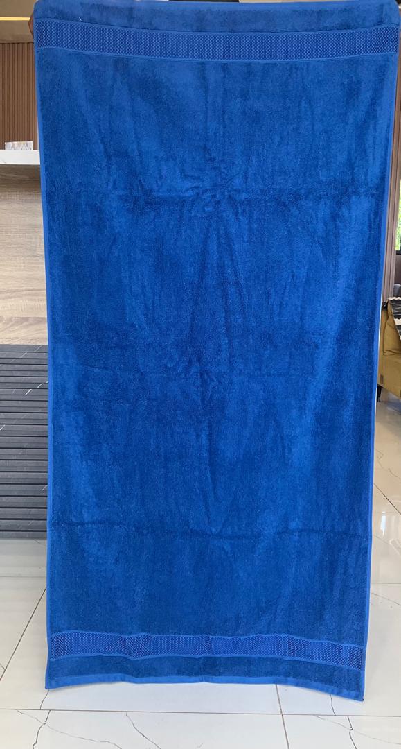 LUXURY COTTON TOWEL 70CM BY 140CM