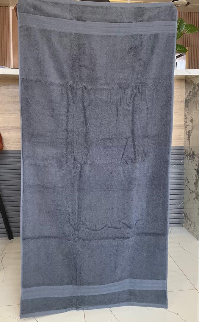 COTTON PLAIN COLORED TOWEL 70CM BY 140CM