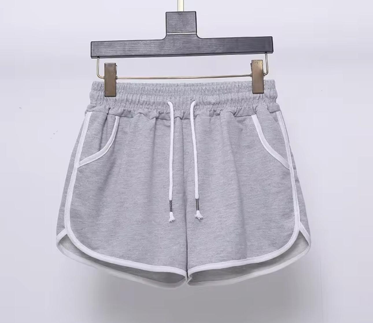 BUM SHORTS 