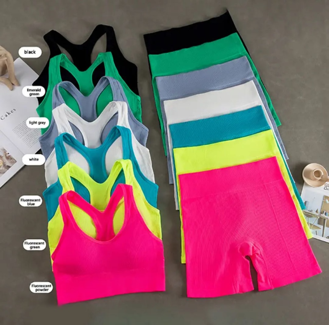 GYMWEAR SHORTS AND TOP