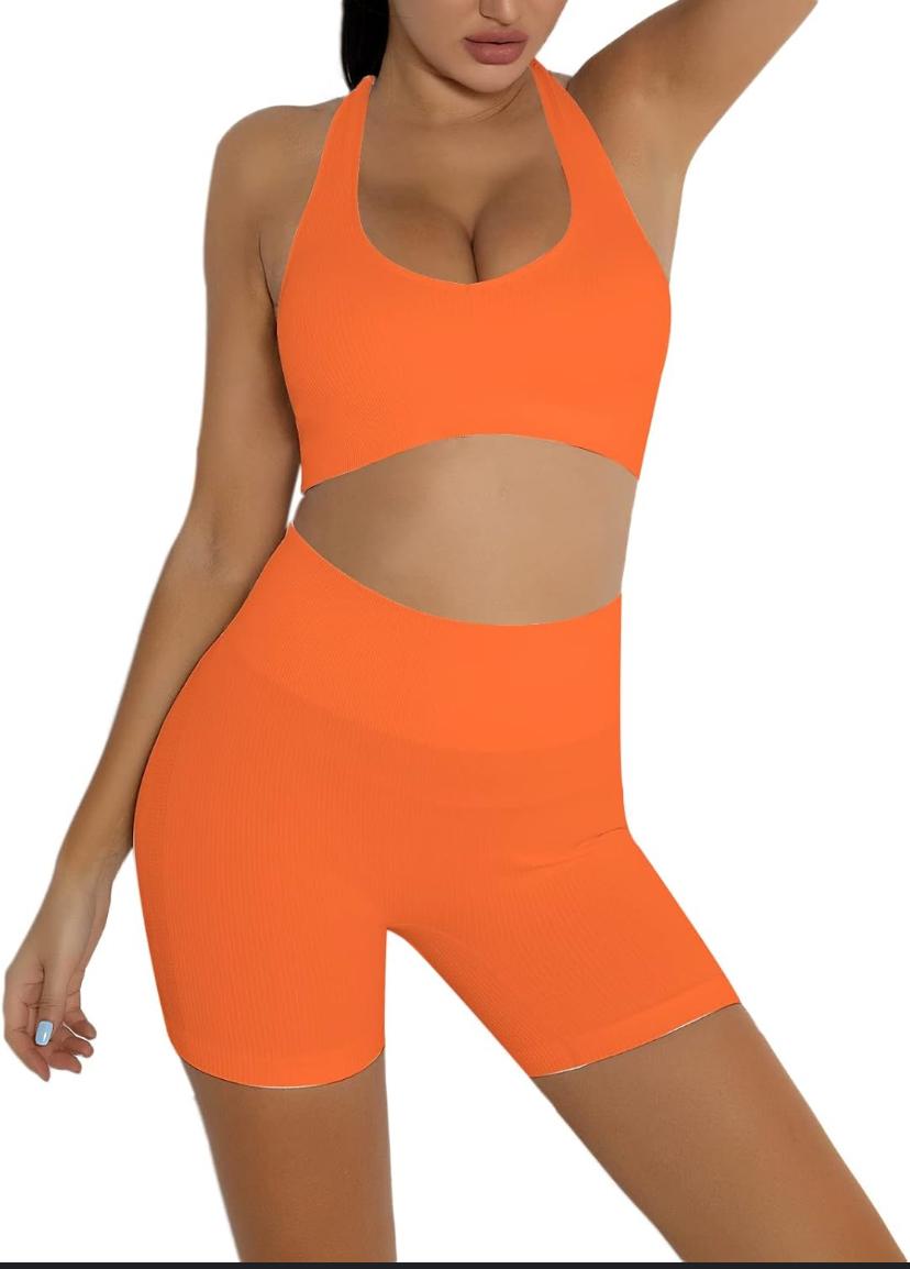 GYMWEAR SHORTS AND TOP