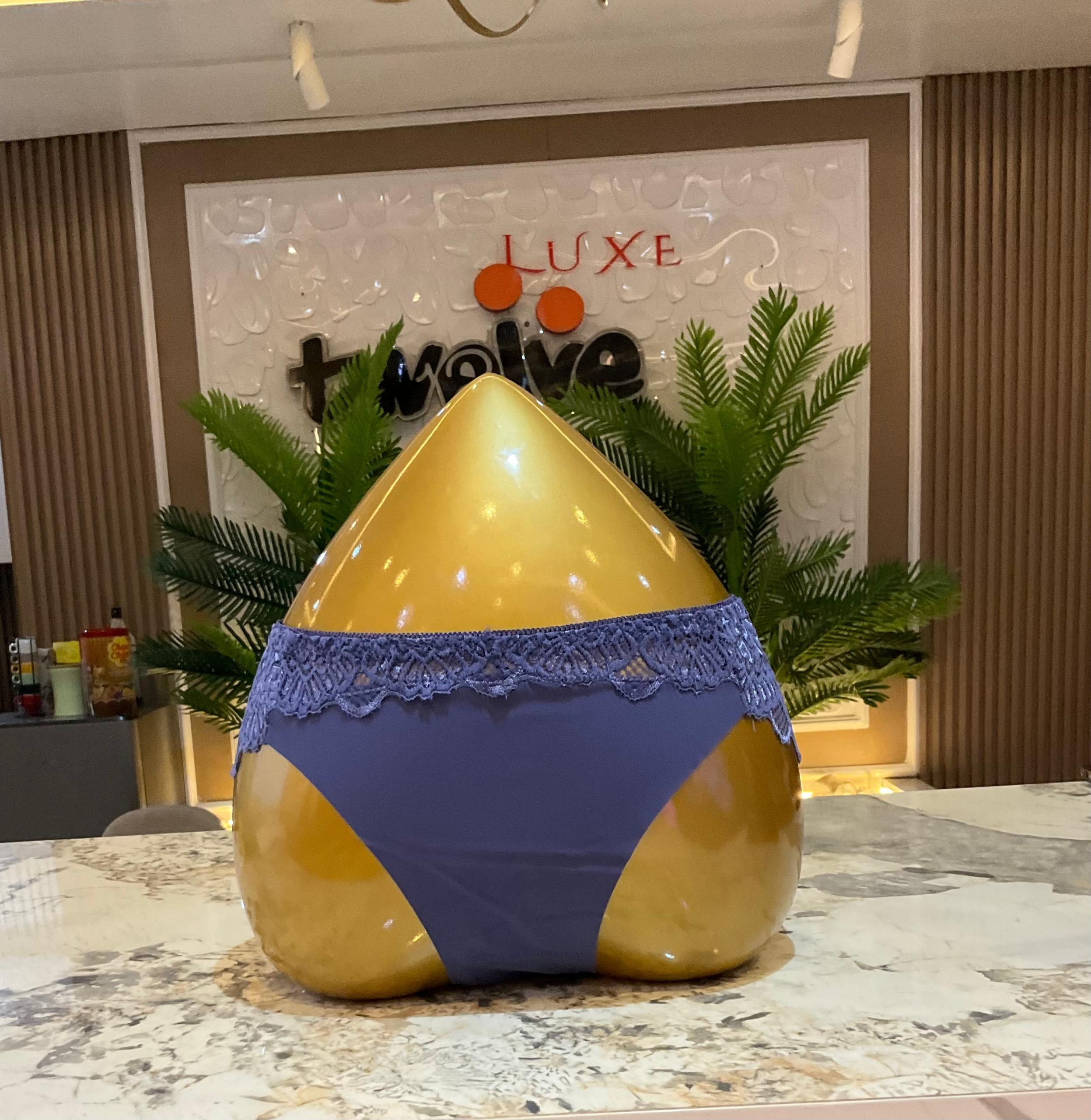 berry invisible/seamless pants