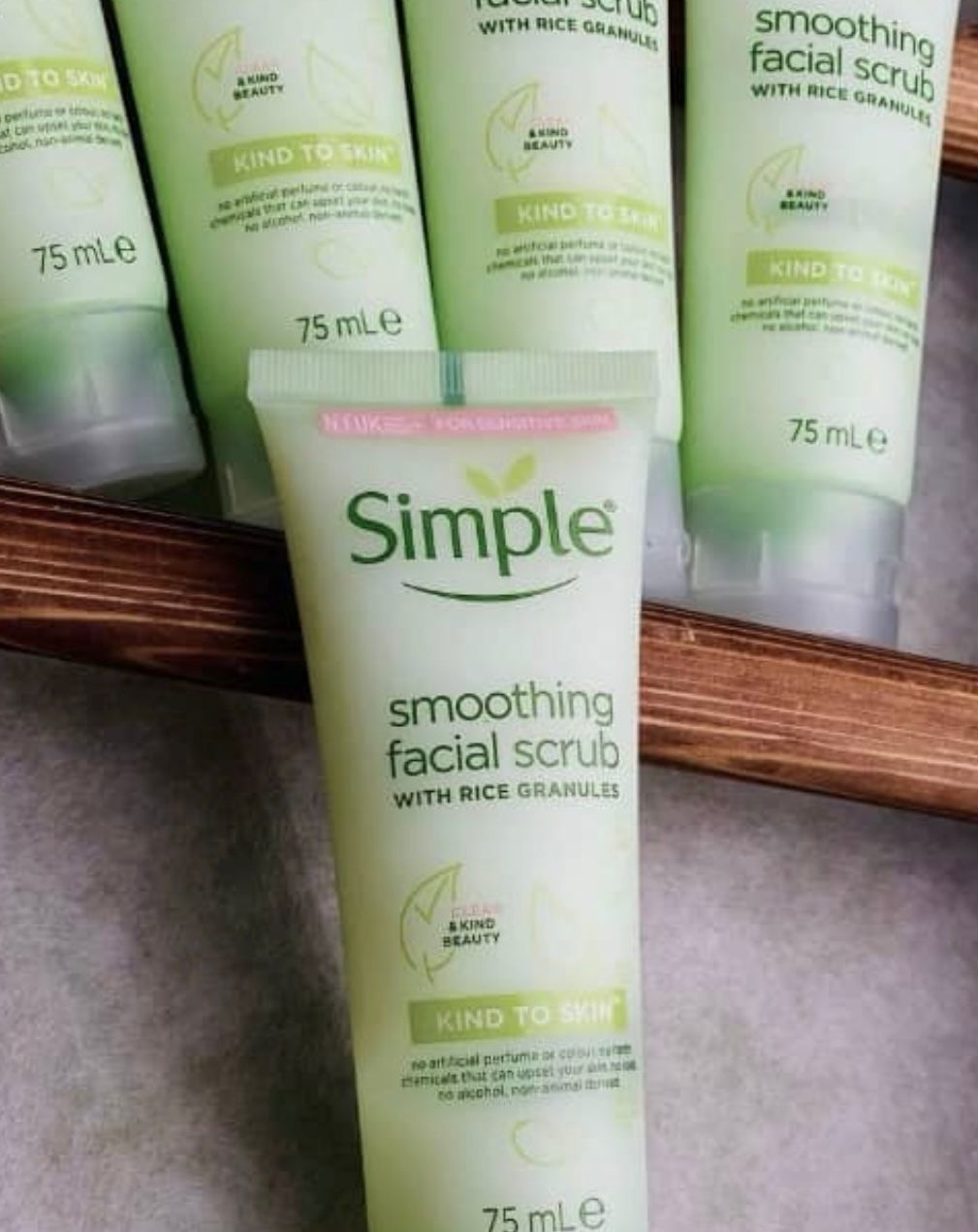 Simple Smoothing Facial Scrub