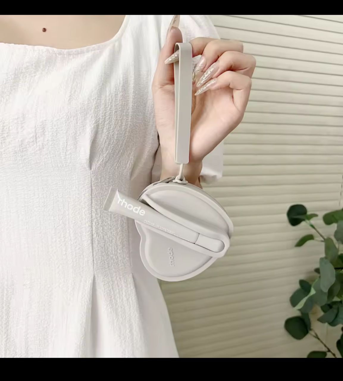 Rhode Peptide Lip Tint (LOVE)