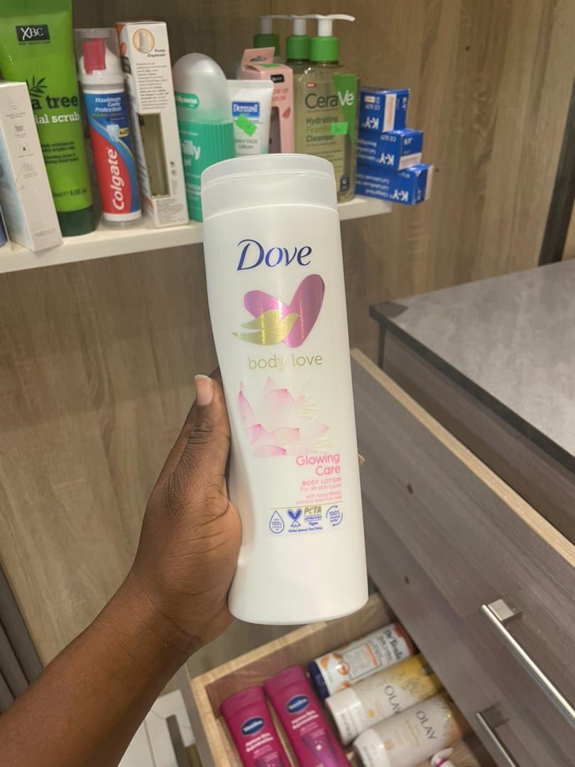 Dove Glowing Care Body Lotion