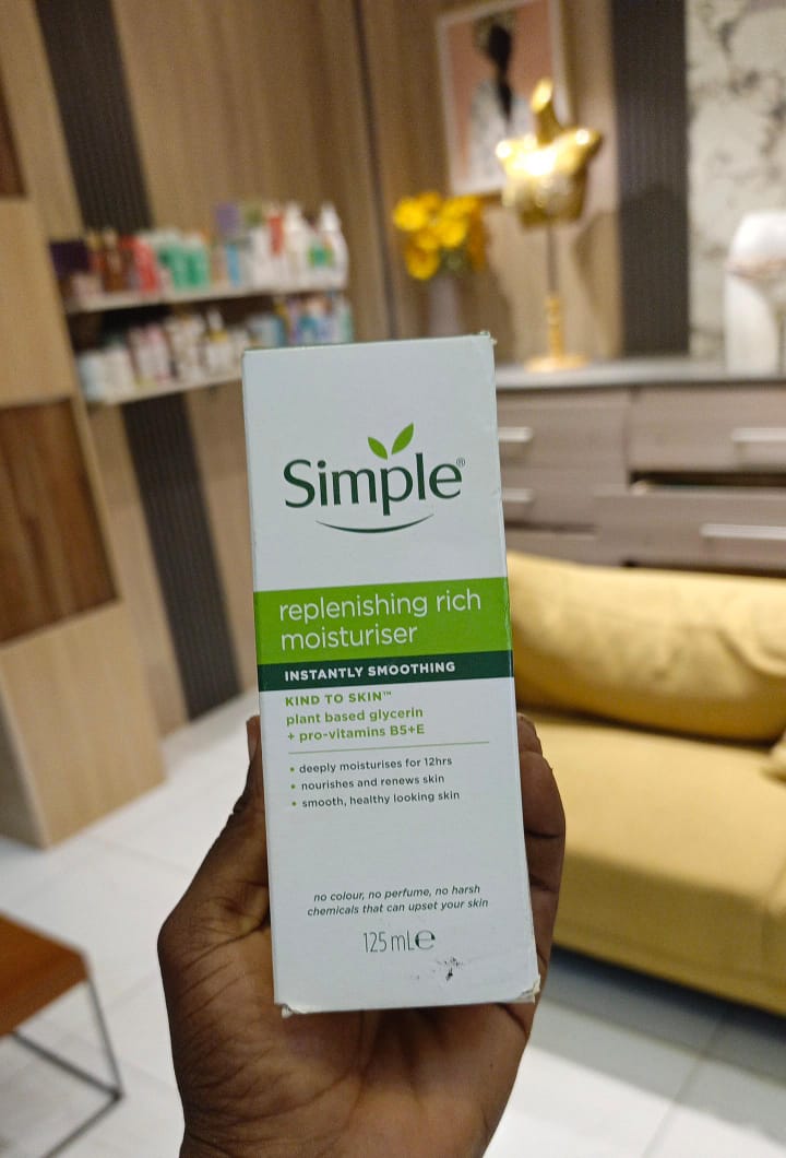 Simple Replenishing Rich Moisturiser