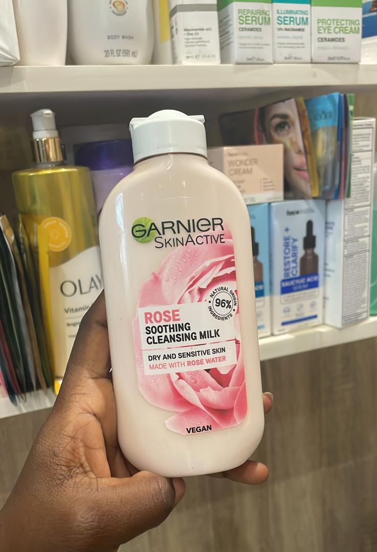 Garnier Rose Cleansing Milk