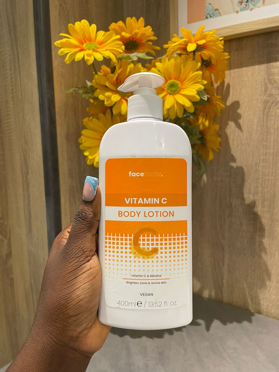 Facefacts Vitamin C Body Lotion