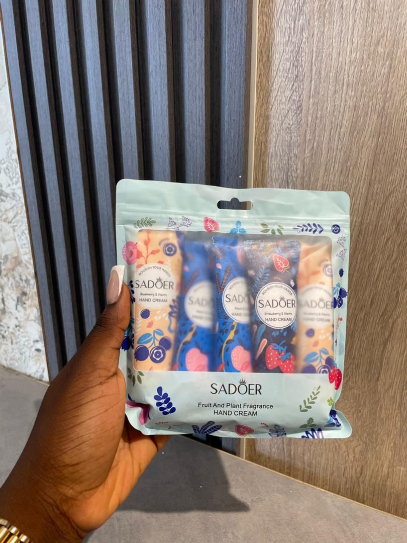 Sadoer hydration&moisturizing hands cream