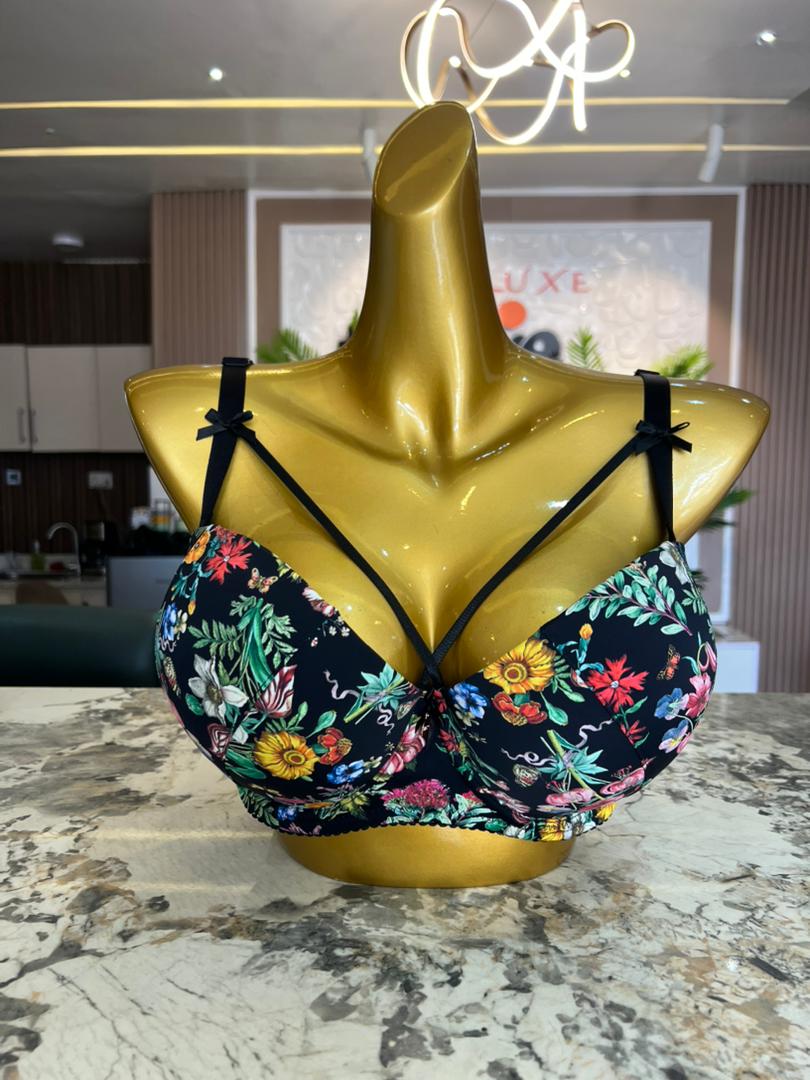 His w black flower bra