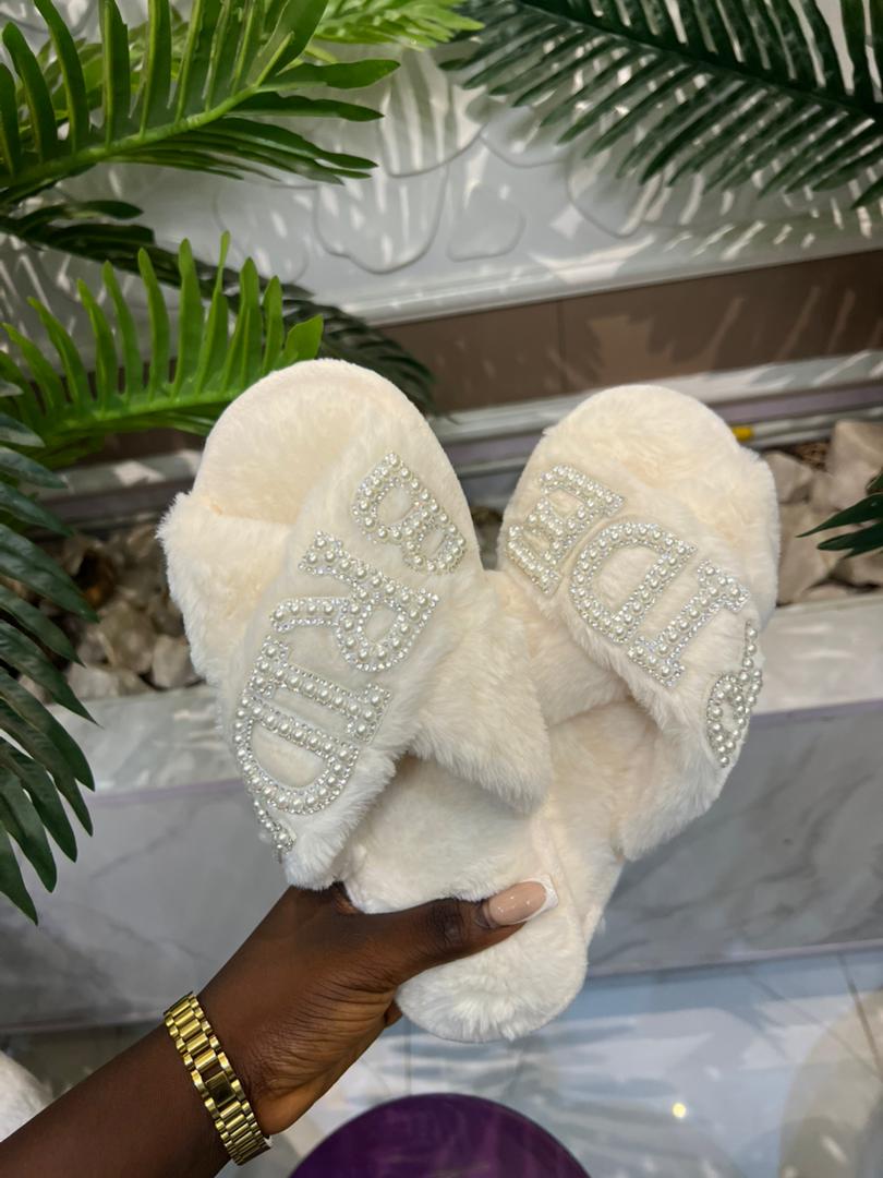 BRIDE CROSSED SLIPPERS